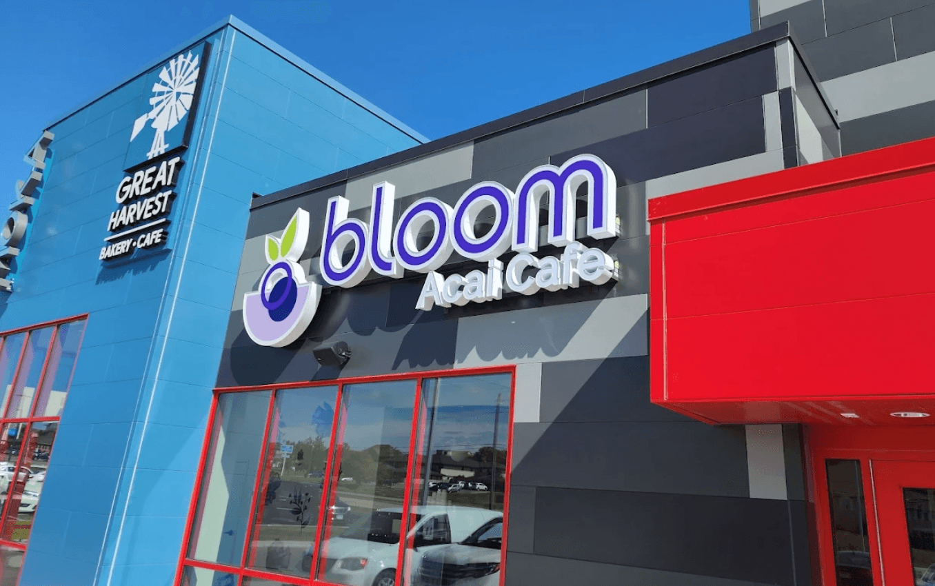 Bloom Acai Cafe